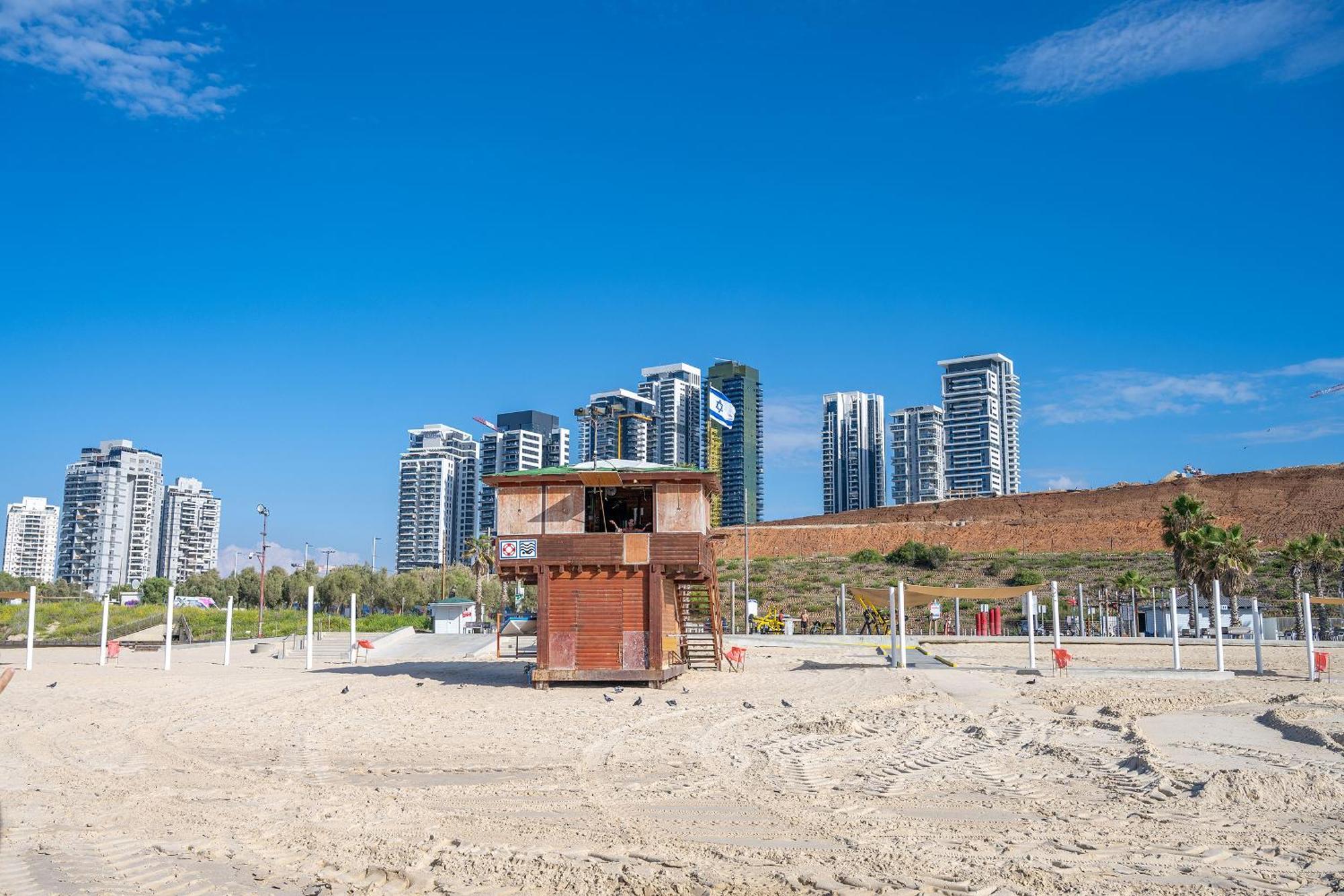 Hi-Yam Seaview Apartments & Suites - יש ממ"ד Bat Yam Exterior photo